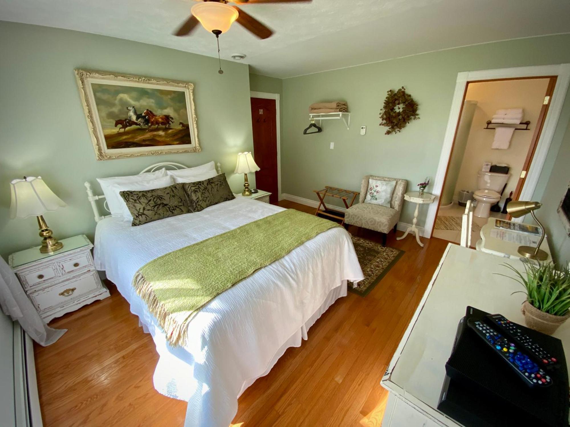 Twin Peaks B&B Mindemoya Habitación foto